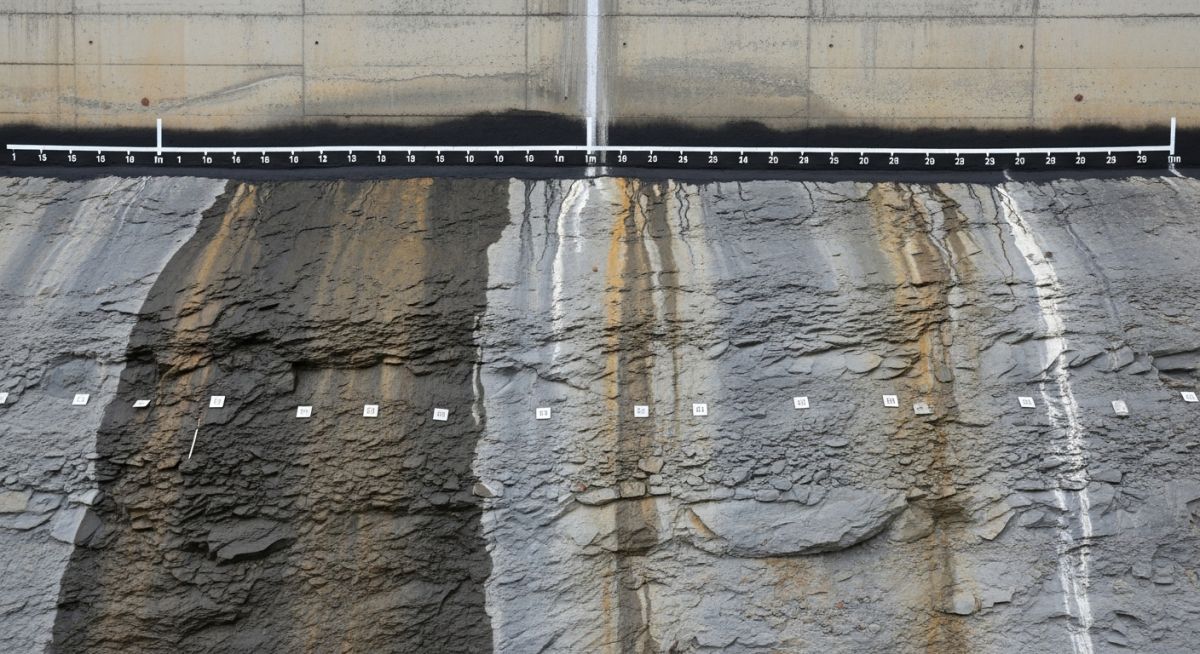 Successful Curtain Grouting application for foundation sealing and seepage control in a large hydroelectric dam engineering project.